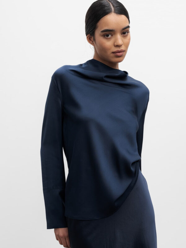 traumwelt, Beverungen, Höxter, Holzminden, Bad Driburg, Brakel, Paderborn, Fashion, Mode, Geschenke, Accessoires, Wohnaccessiores, Bettwäsche, Bettenreinigung, Rädershop, Schuhe, Taschen, Cashmere, Schals, Ania Schierholt, Schmuck, 10days, Japan TKY, Kedziorek, montereggi, marivie, emily van den bergh, Tonno&Panna, Codello, purschoen, cutestuff, TQ Amsterdam, Withblack, Smith&Soul, david Fussenegger