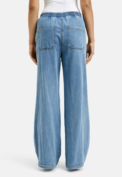 traumwelt, Beverungen, Höxter, Holzminden, Bad Driburg, Brakel, Paderborn, Fashion, Mode, Geschenke, Accessoires, Wohnaccessiores, Bettwäsche, Bettenreinigung, Rädershop, Schuhe, Taschen, Cashmere, Schals, Ania Schierholt, Schmuck, 10days, Japan TKY, Kedziorek, montereggi, marivie, emily van den bergh, Tonno&Panna, Codello, purschoen, cutestuff, TQ Amsterdam, Withblack, Smith&Soul, david Fussenegger