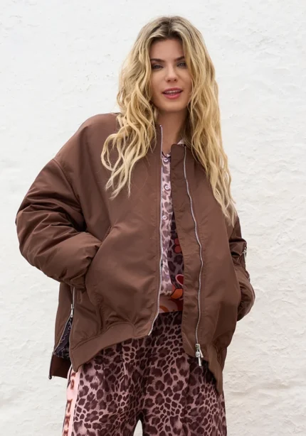 traumwelt, Beverungen, Höxter, Holzminden, Bad Driburg, Brakel, Paderborn, Fashion, Mode, Geschenke, Accessoires, Wohnaccessiores, Bettwäsche, Bettenreinigung, Rädershop, Schuhe, Taschen, Cashmere, Schals, Ania Schierholt, Schmuck, 10days, Japan TKY, Kedziorek, montereggi, marivie, emily van den bergh, Tonno&Panna, Codello, purschoen, cutestuff, TQ Amsterdam, Withblack, Smith&Soul, david Fussenegger, crime london, Senses the Label, lovelies, Simple the Brand, MSCW, miss goodlife